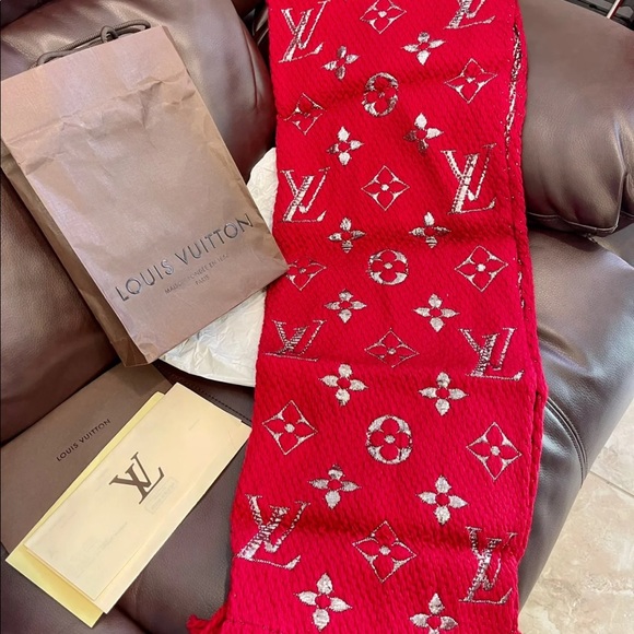 Authentic Louis Vuitton Red Scarf - Picture 3 of 13
